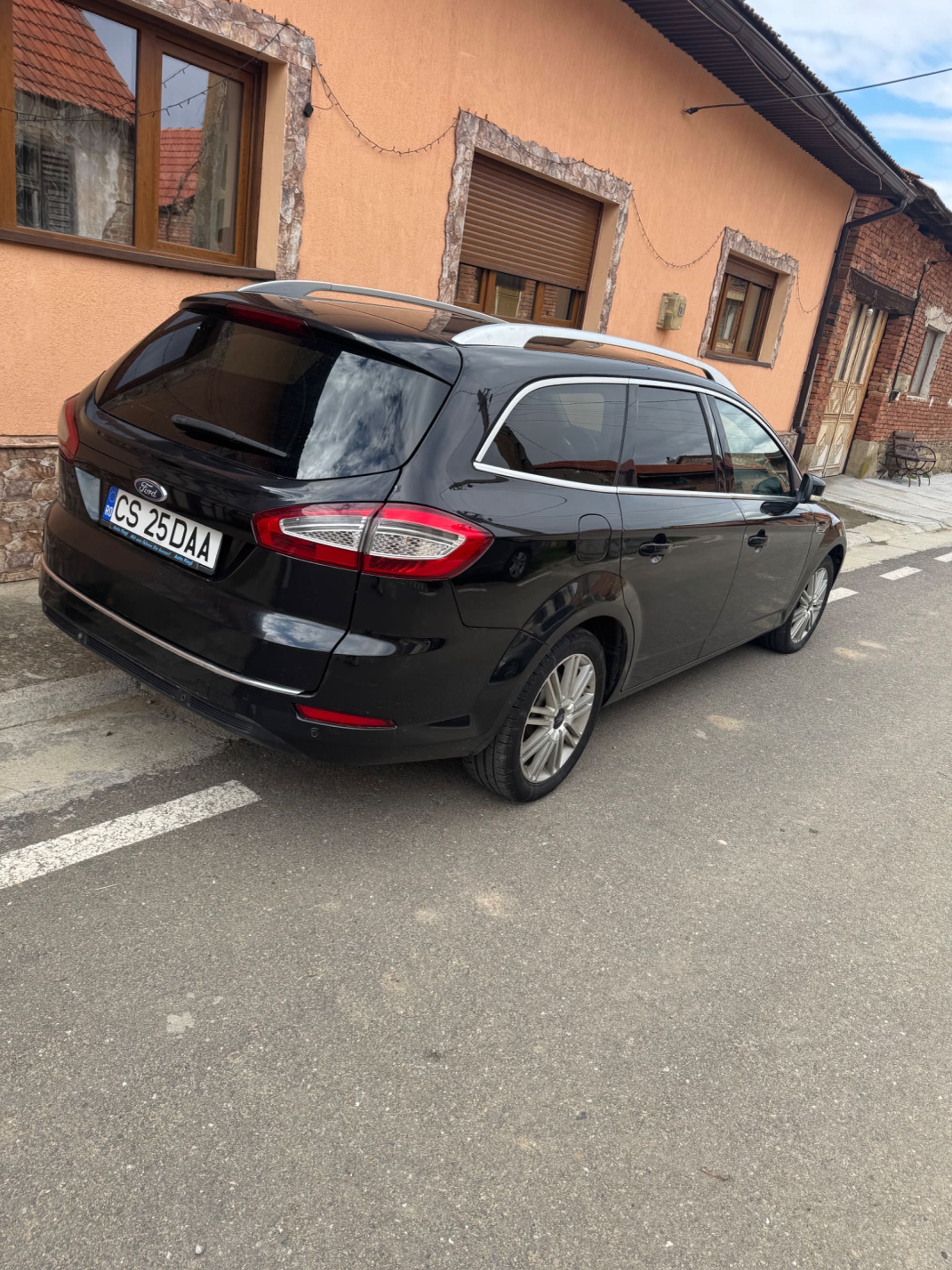 Vând Ford Mondeo MK4 2011