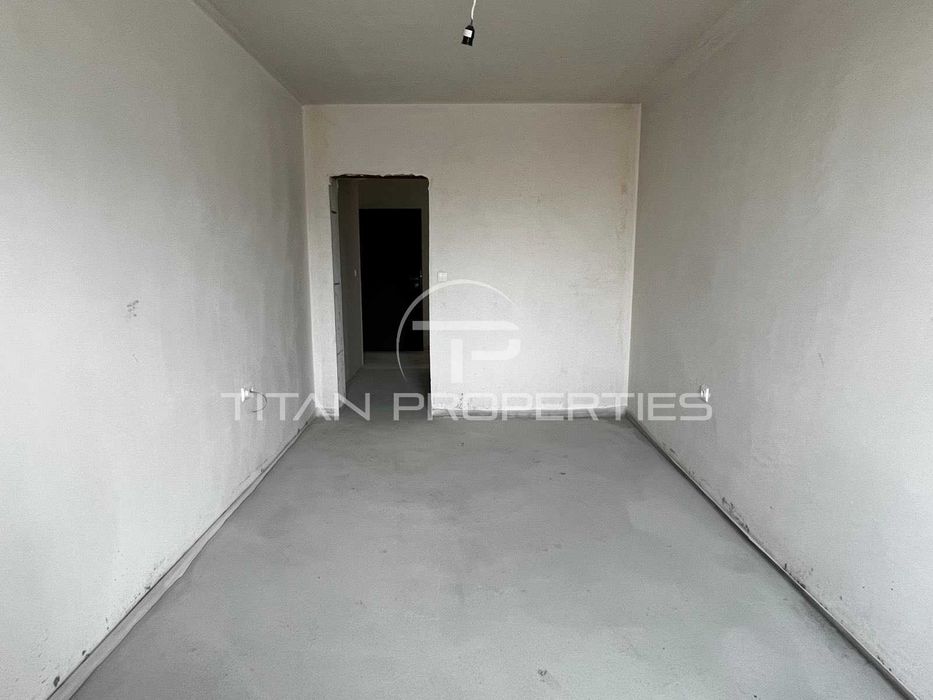 Продава се Тристаен апартамент в Пловдив, Остромила - 116 кв.м за 1104 €/кв.м - Снимка #4