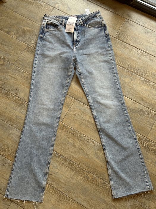 Zara blugi noi cu eticheta