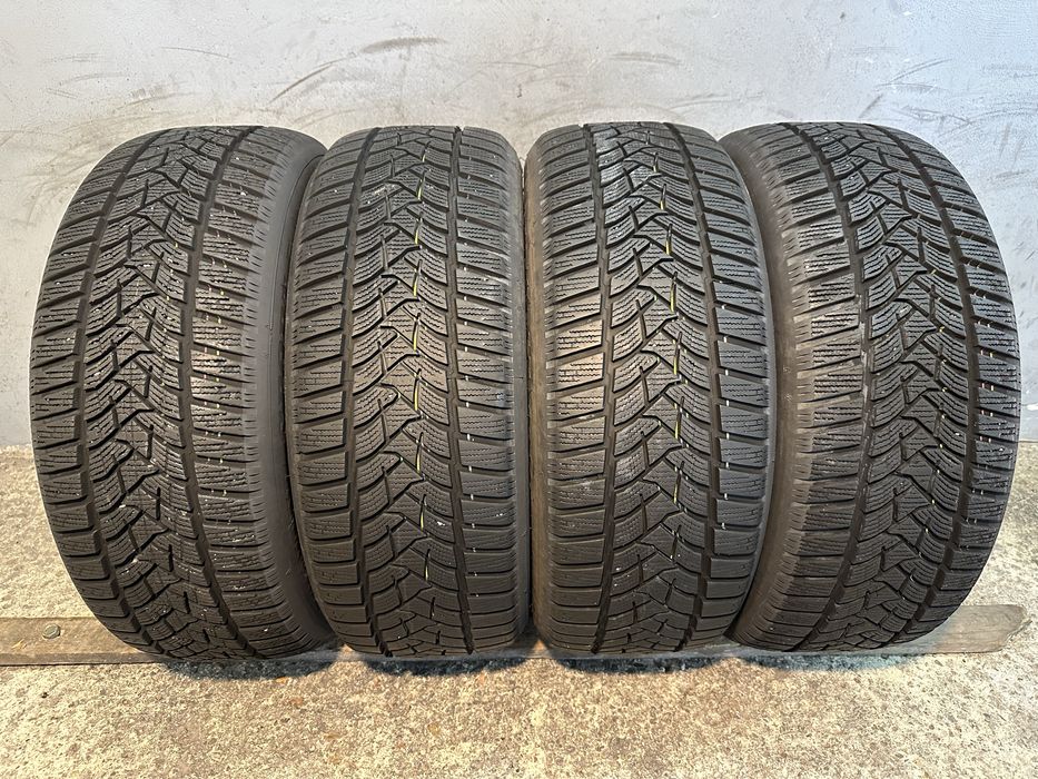 Гуми 205/55/16 DUNLOP Winter Sport