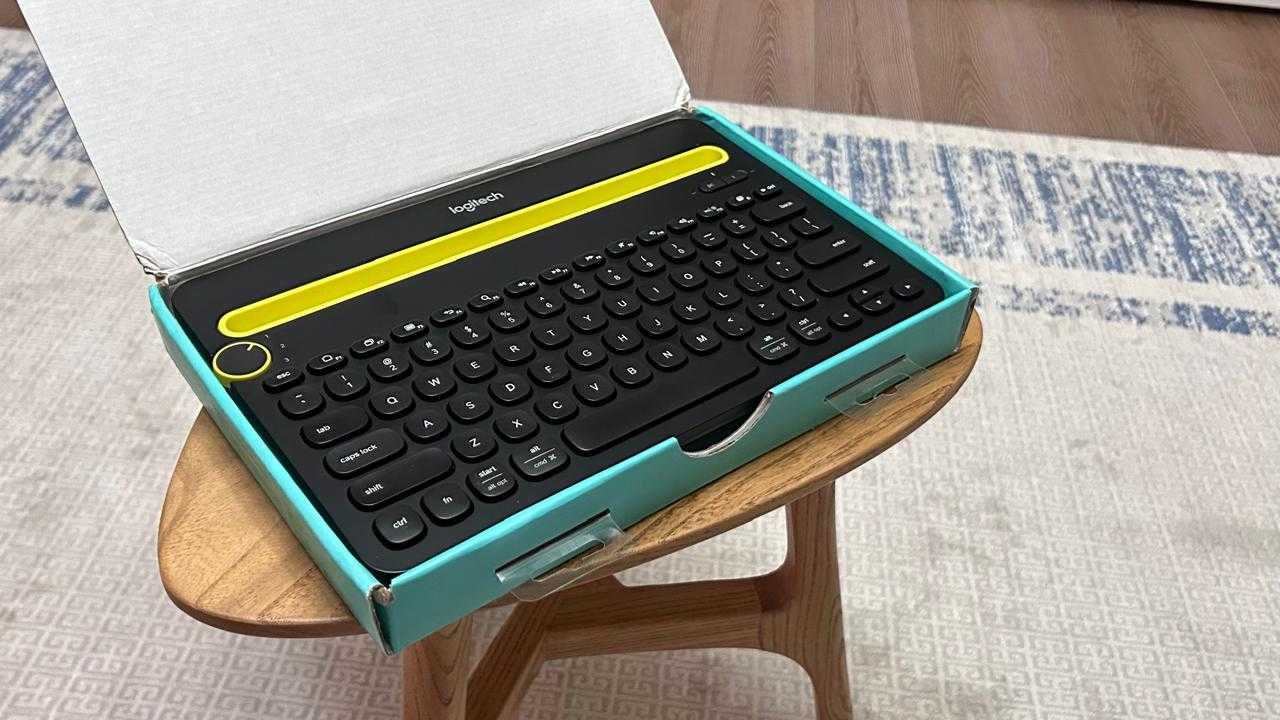 Клавиатура Logitech multi device K489
