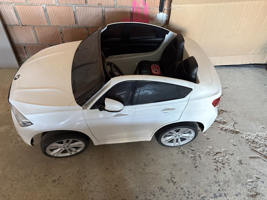 Masina electrica  BMW x6M