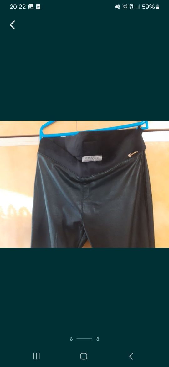 Pantaloni gravide imitație piele.