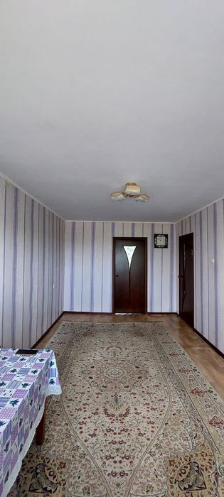 Продам 2к.кв в мкр.Молодежный 26дом 4этаж не угловая - 6млн