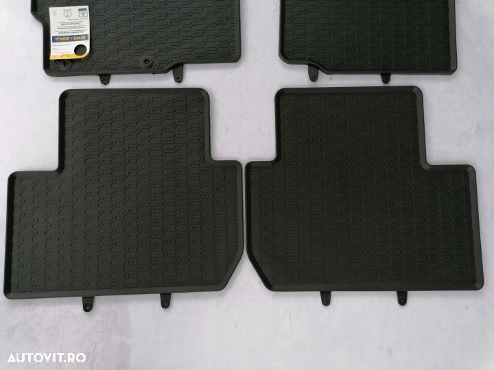 Covorase cauciuc Mitsubishi Outlender 3