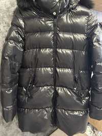 Яке Moncler иллеме