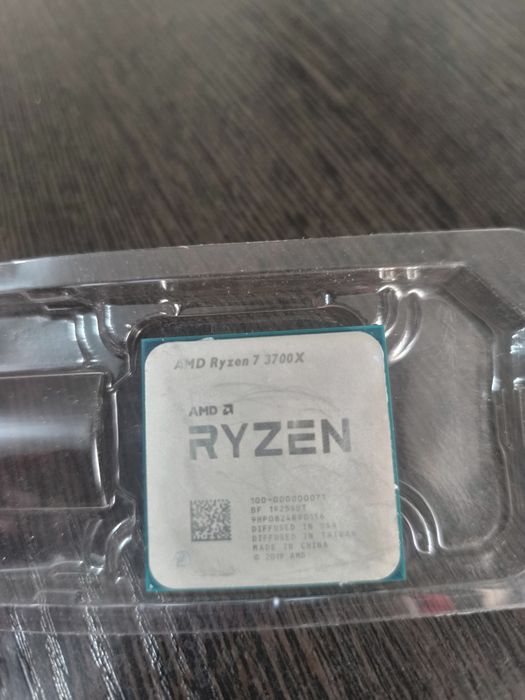Процессор Ryzen 7 3700x