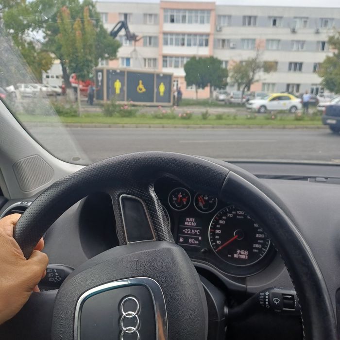 Schimb cu basculabilă 3,5 tone.. Audi A3 2.0 TDI 140cp euro 5