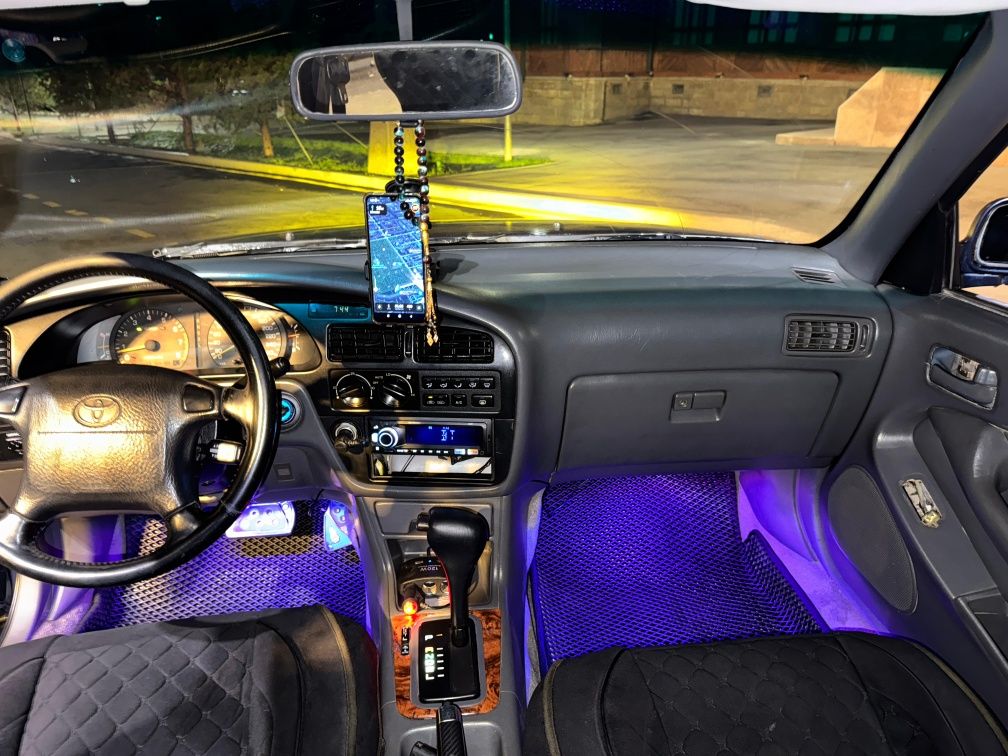 Toyota Camry Xv10 (3л) продам/обмен!
