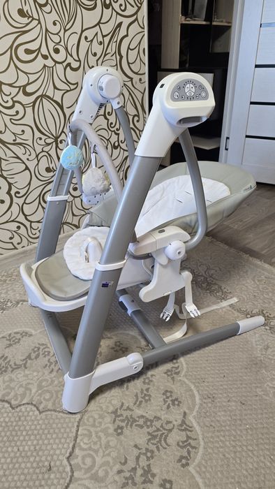 Продам детскую кресло-качалку