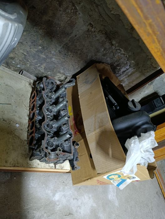 Продам ГБЦ  тайота 3 sfe 4 sfe