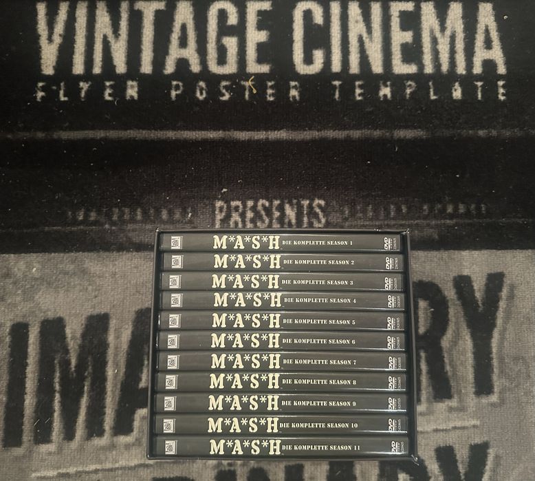 Film Serial M*A*S*H - The Martinis & Medicine Complete Collection DVD