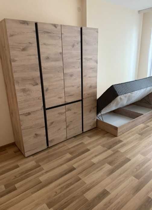 Дава се под наем Тристаен апартамент в София, Изток - 115 кв.м за 1000 € - Снимка #6