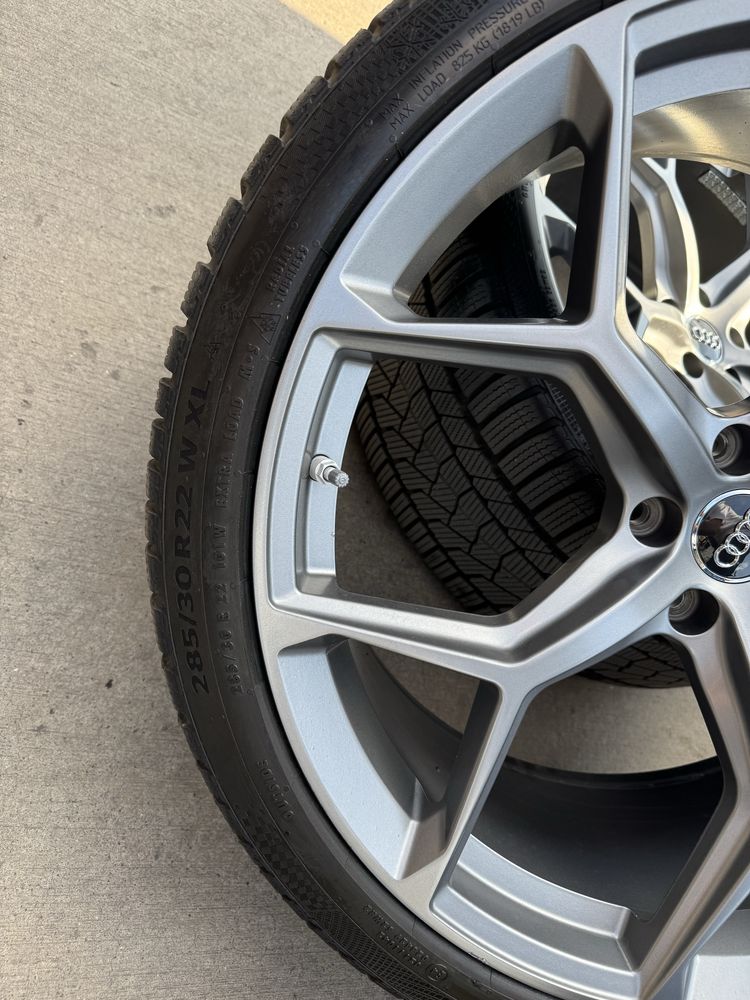 Джанти Аudi R22  за RS6 / RS7  с Гуми 285/30/22