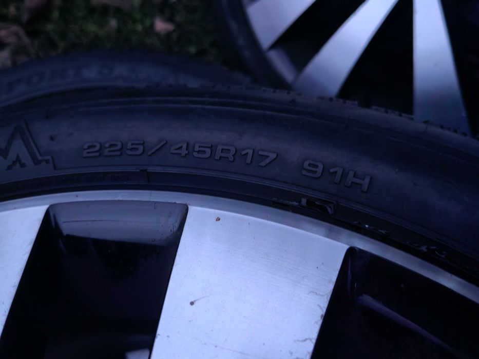 Jante originale VW Golf Passat skoda 225 45 r17 iarna