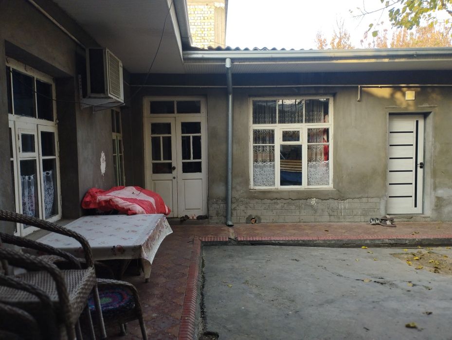 Uy sotiladi ishtabda 5.38 sotix