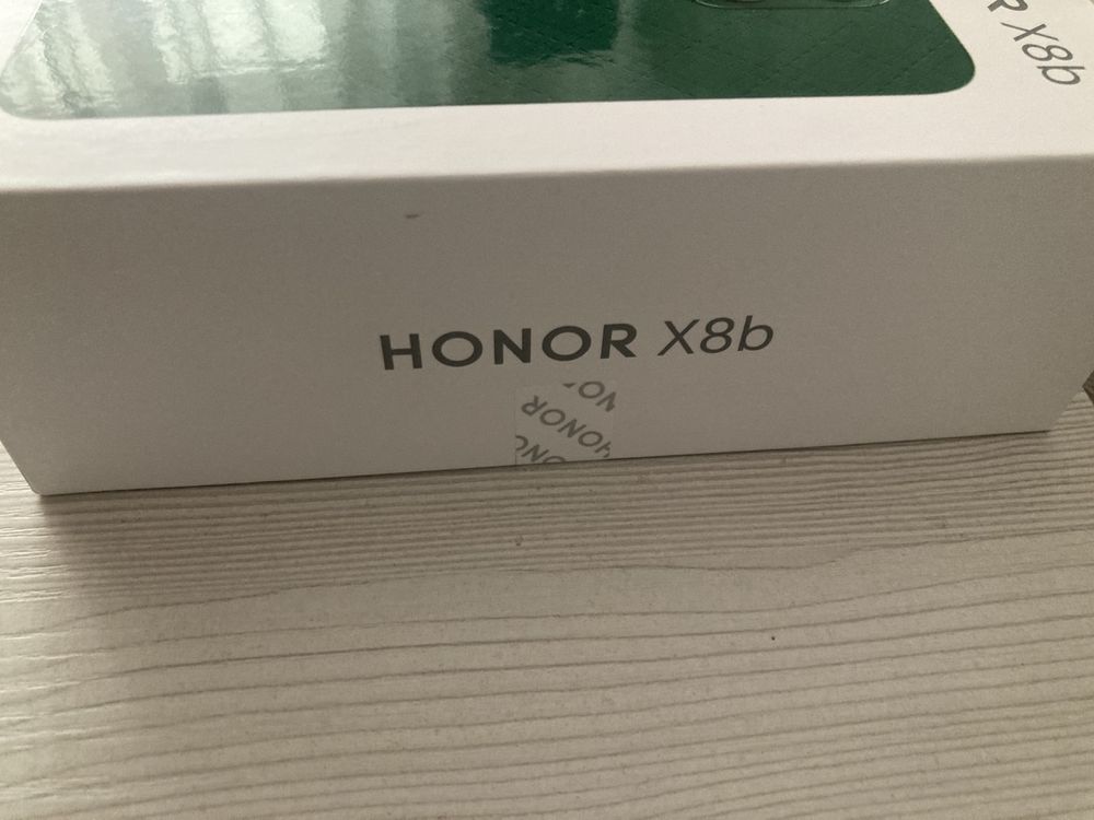 Новый HONOR X8b 8GB ОЗУ/256 GB памяти