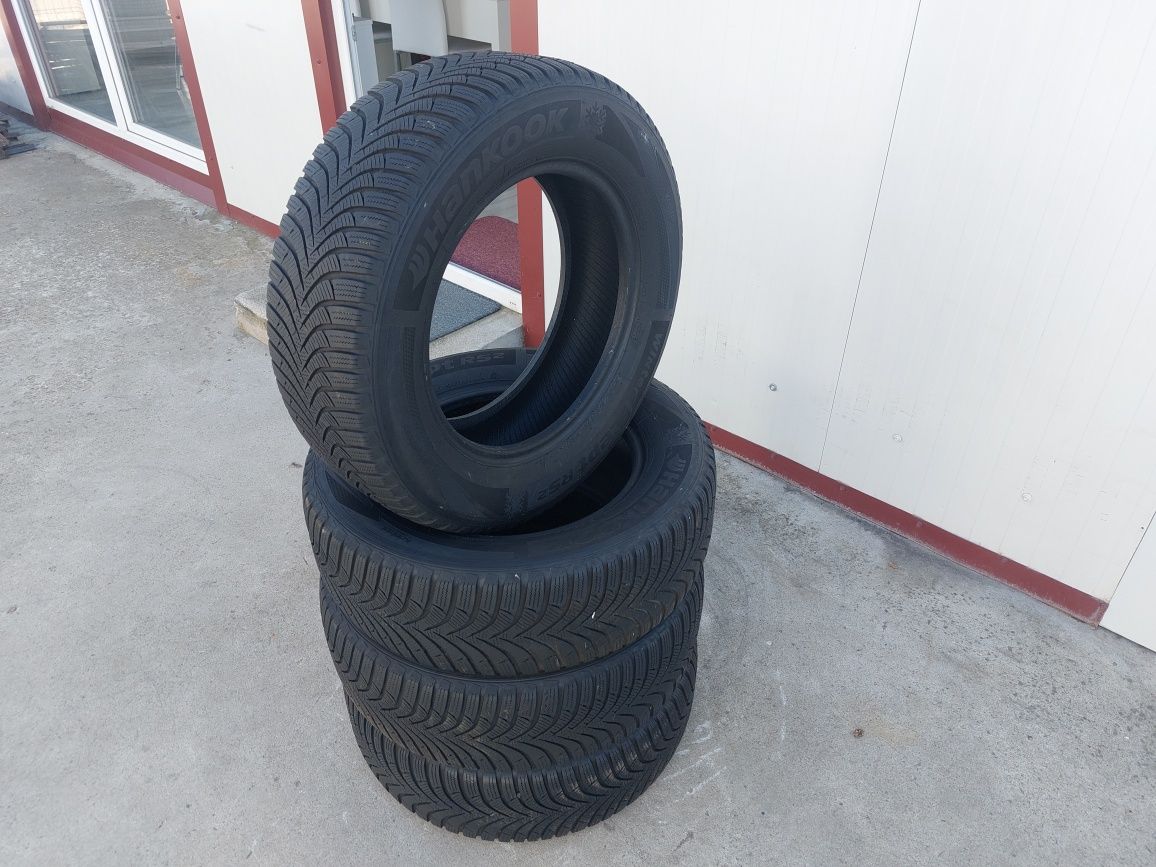 125 lei bucata! Set anvelope M+S/IARNA 215 65 16 Hankook