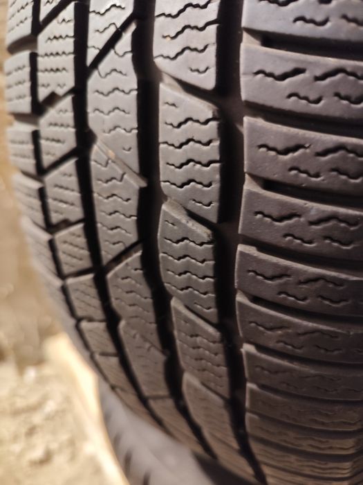 AnvelopeContinental  205 50 17 iarna M+S(cu fulg)