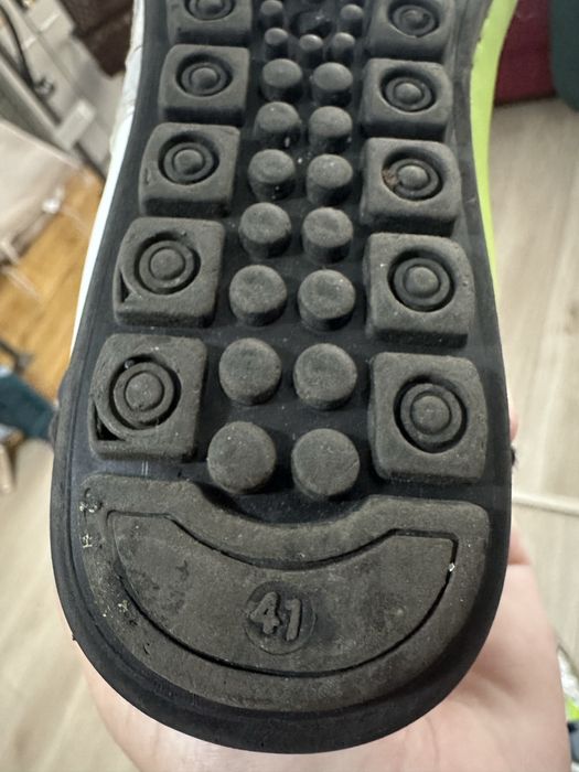 Vand adidasi numar 41