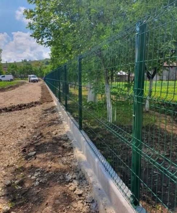Meseriaș în domeniul garduri și porți împrejmuiri terenuri