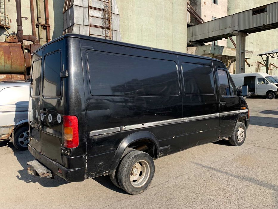 Dezmembrez VOLKSWAGEN LT 46 2.5 TDI 102 cp AHD punte dubla 1999