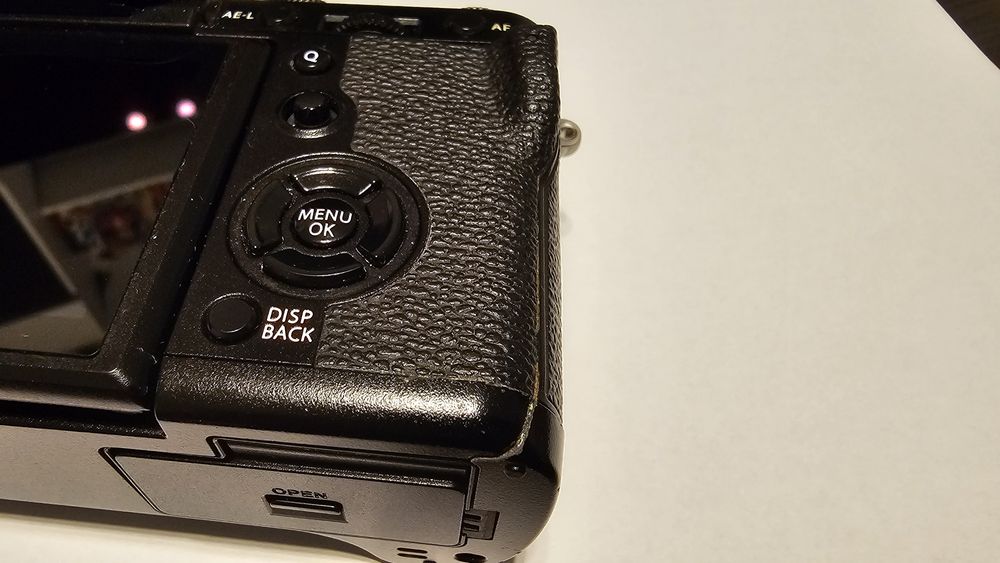 Fujifilm XT3 cu obiectiv XC 15-45mm
