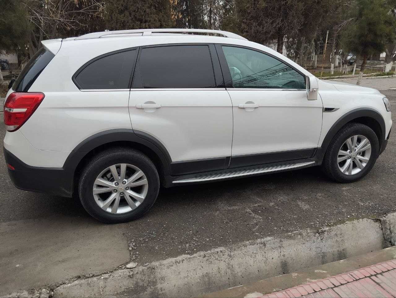 Chevrolet Captiva в отличном состоянии