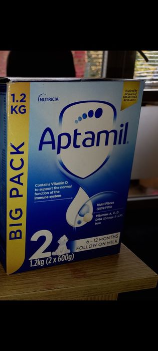 Адаптирано мляко Aptamil 2
