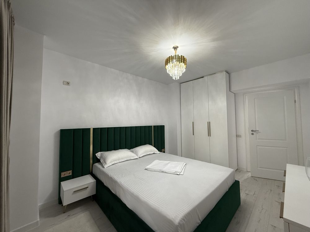 Direct proprietar inchiriez ap. 2 camere Central Address Residence