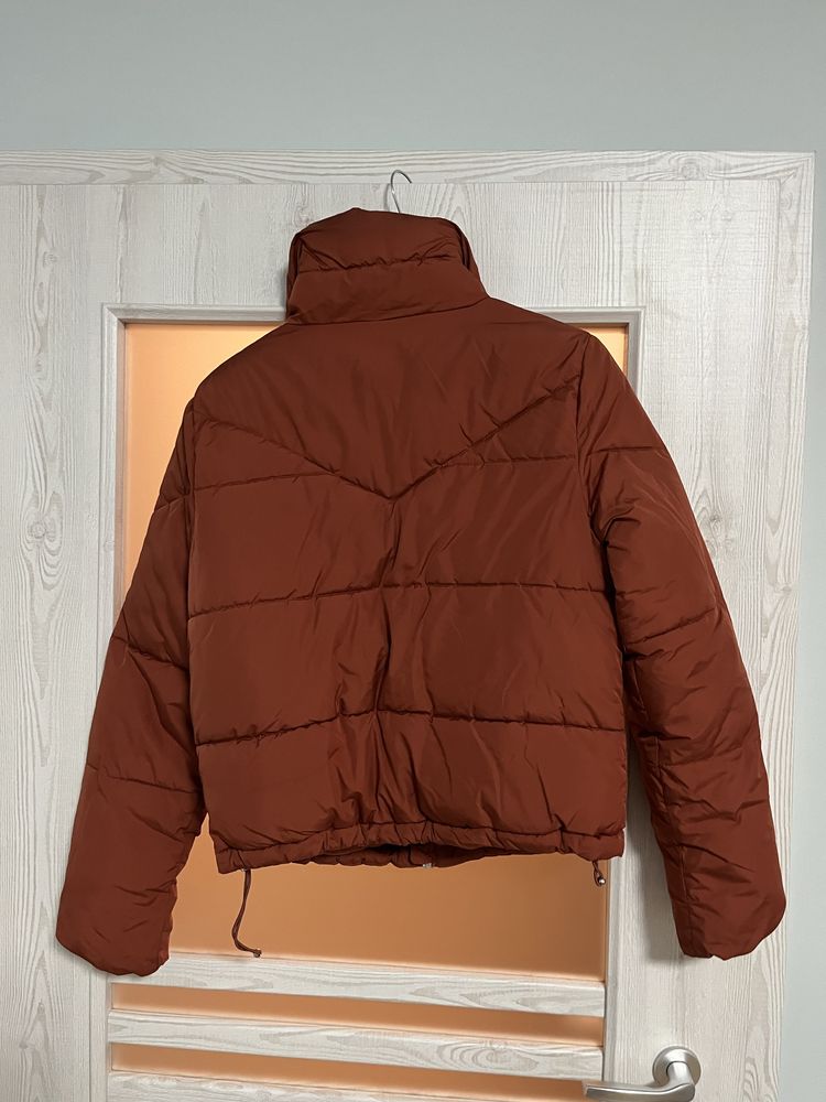 Бомбър, есенно яке, яке Bershka
