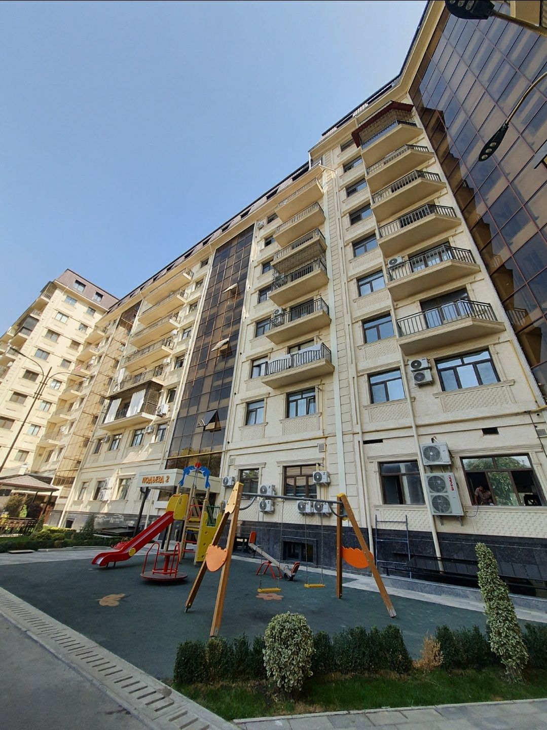 2+1 apartment for rent in Mirzo-Ulugbek district