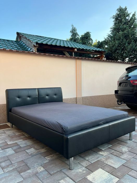 Pat dormitor  Piele 1,40m × 2m inclus saltea si somiera