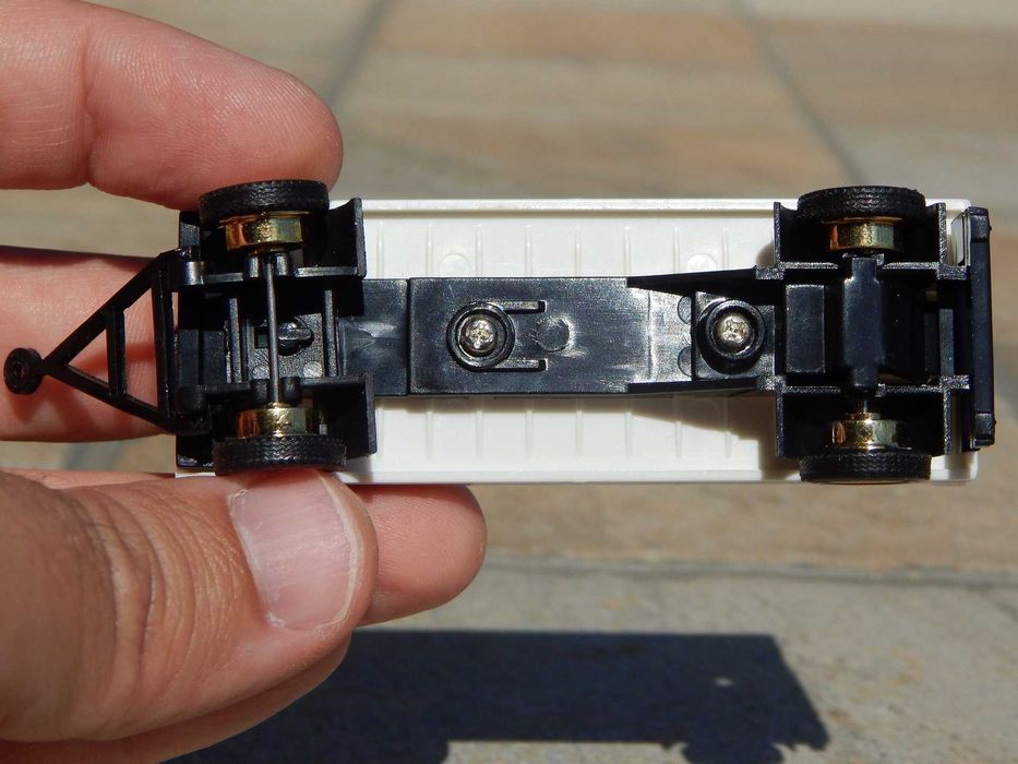 Macheta camion MAN TGA 2000 + remorca Kulmbacher scara 1:87