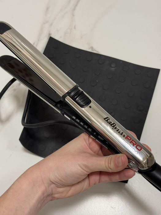 Placa Profesionala de Indreptat Parul Babyliss Pro Elipsis