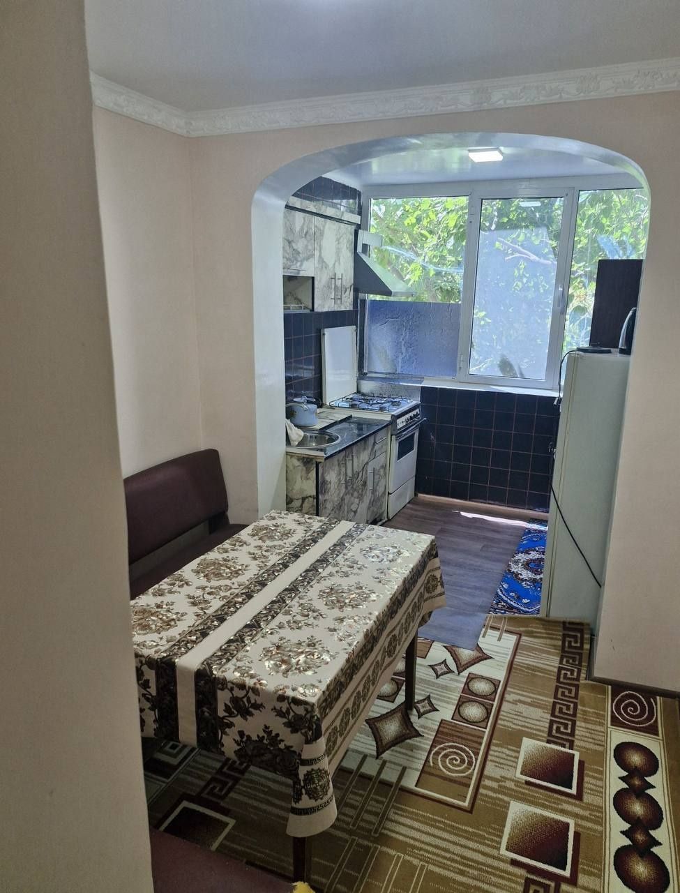 3 хоналик тайор квартира ижарага берилади
