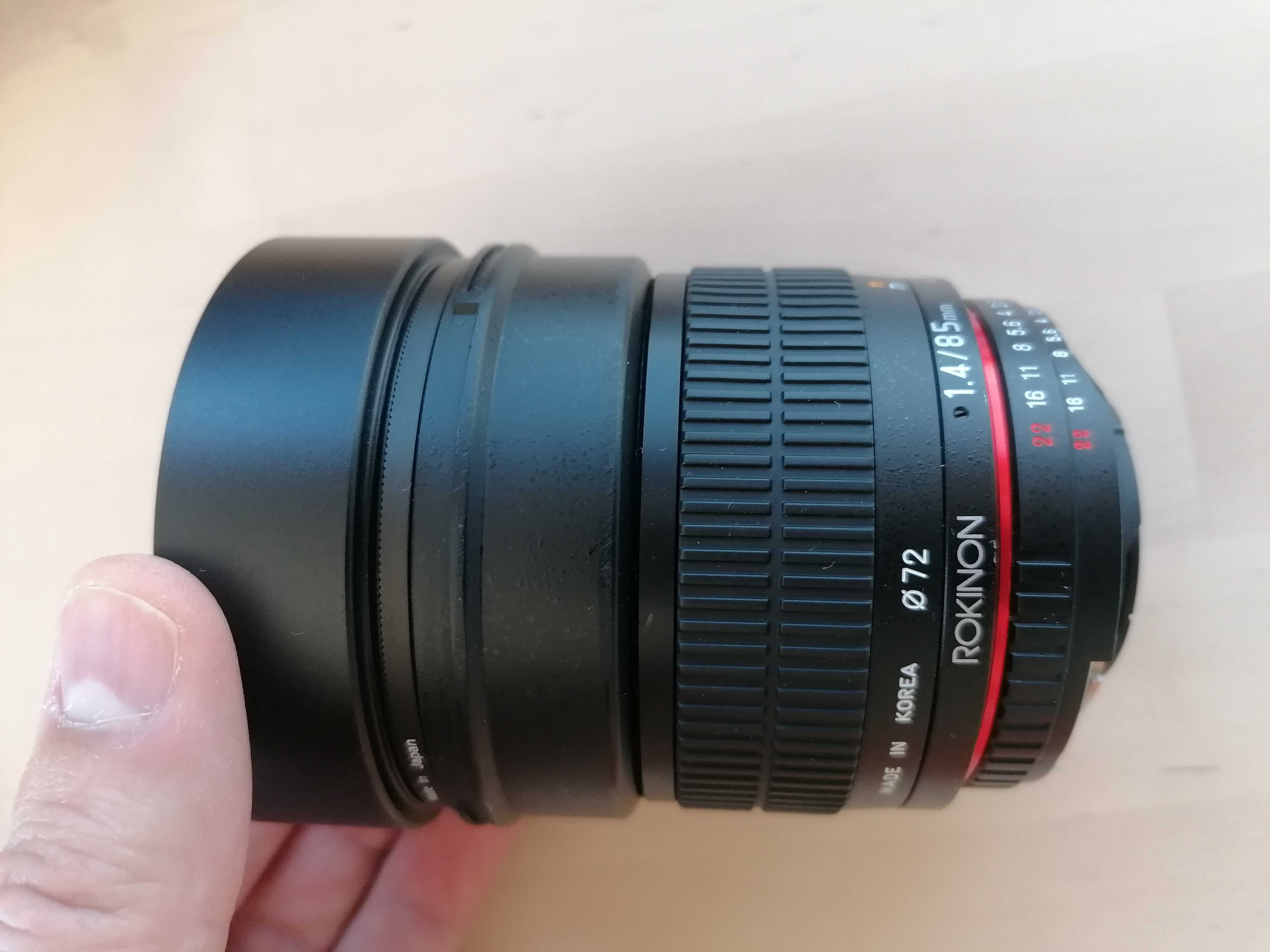 Rokinon (Samyang) 85mm f1.4 ръчно-фокусен твърд обектив за Nikon F