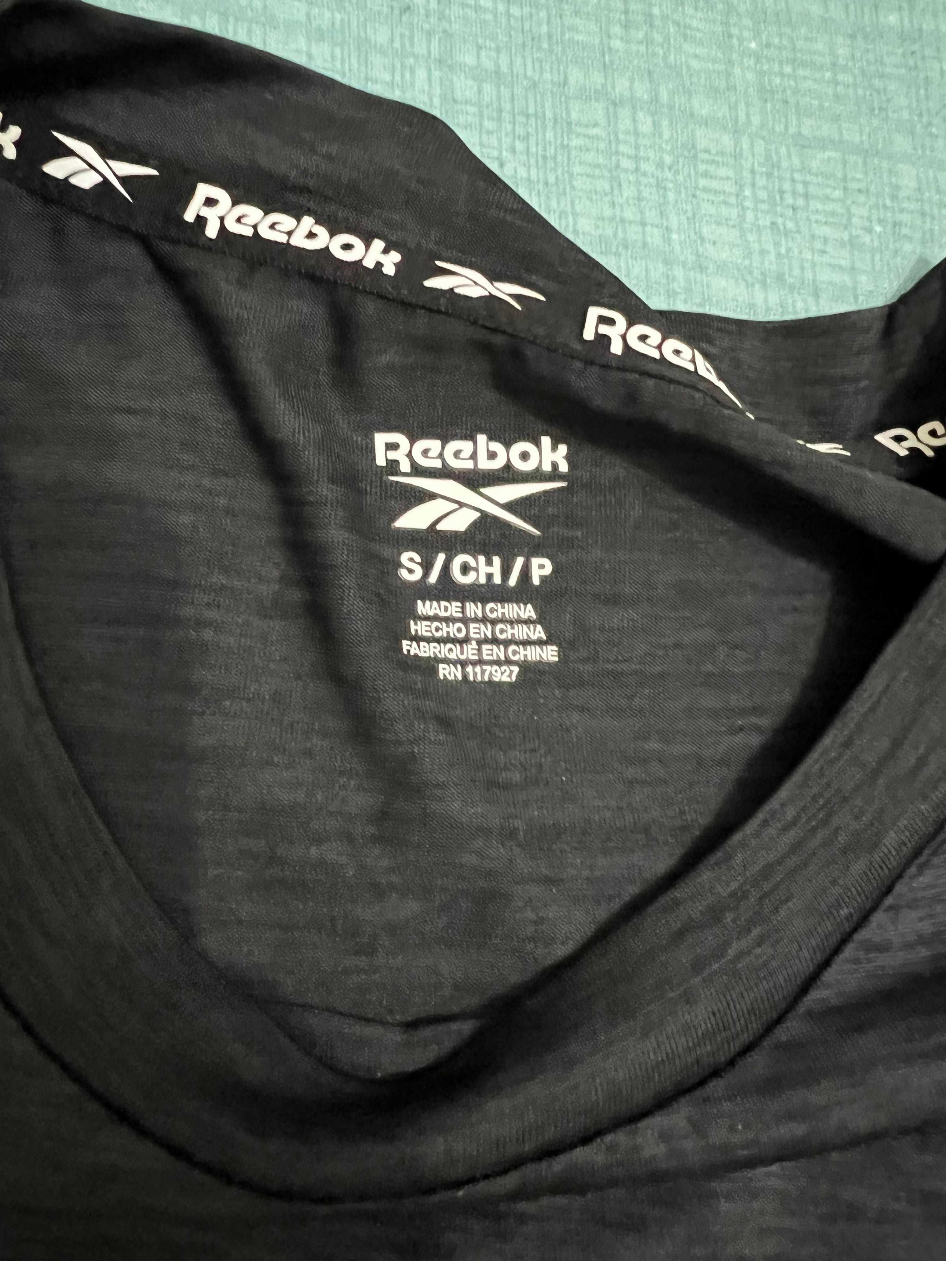 тениска Reebok размер S