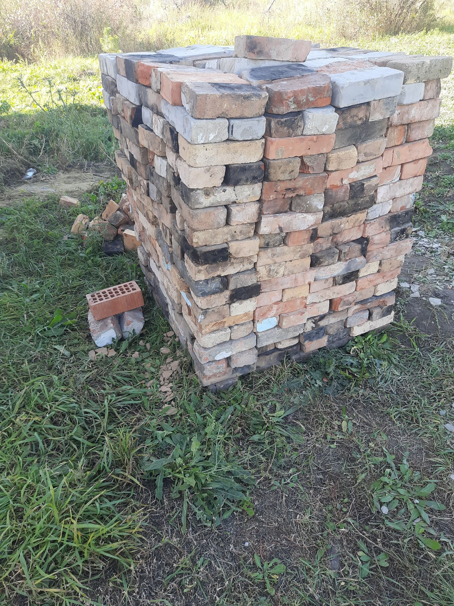 Кирпичи бу 70 тг шт