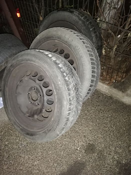 Vând genți Audi set complet