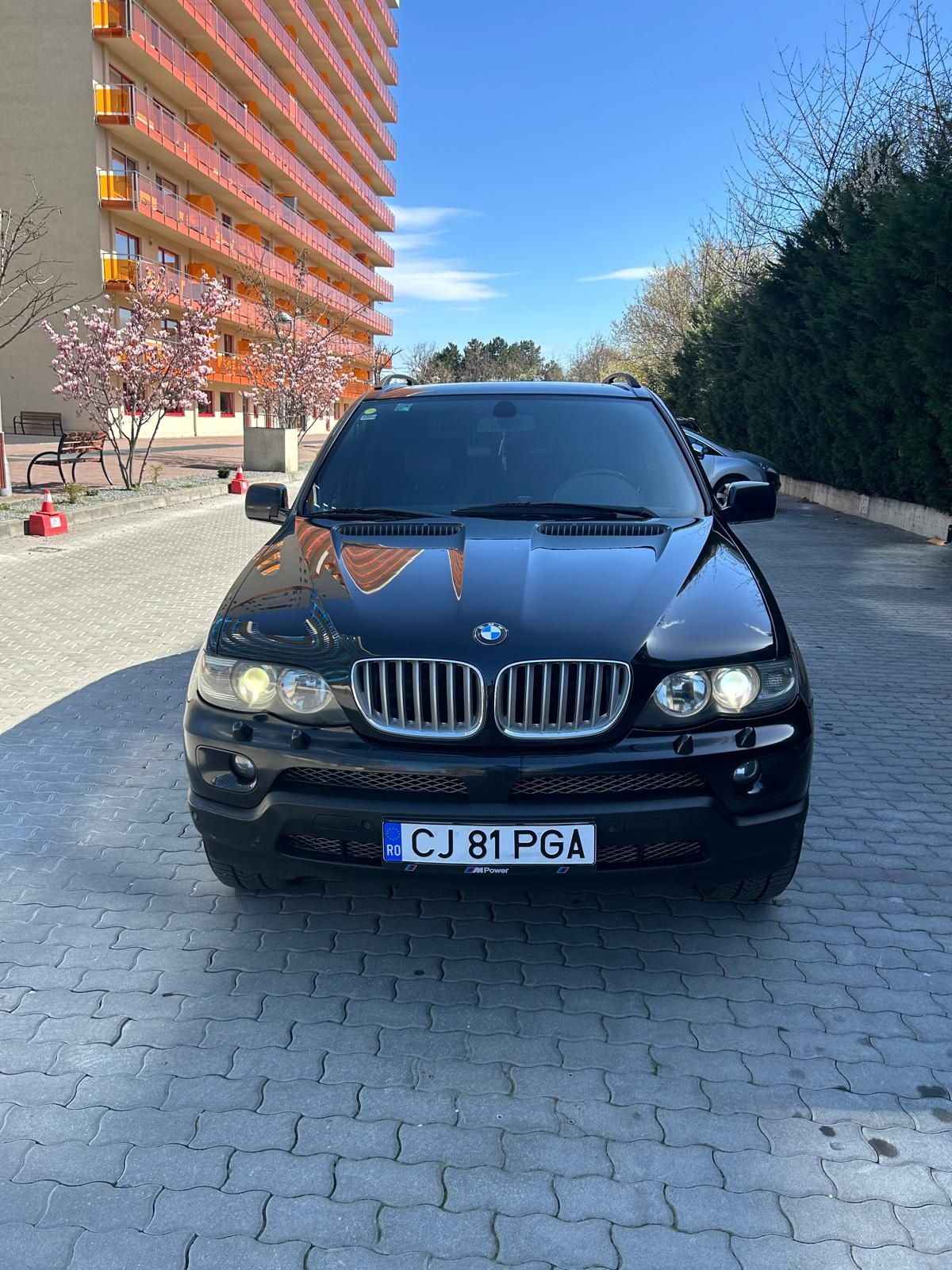 BMW X5 E53 panoramic