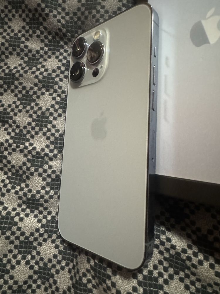 iphone 13 pro sierra blue