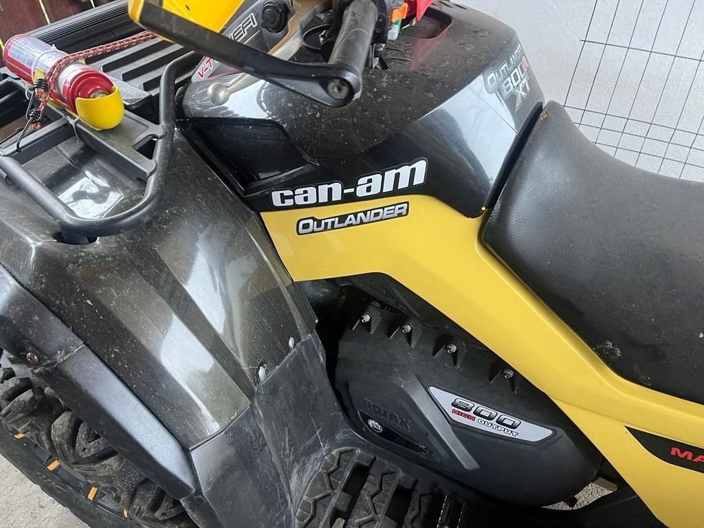 ATV  Can-am Bombardier N810 R