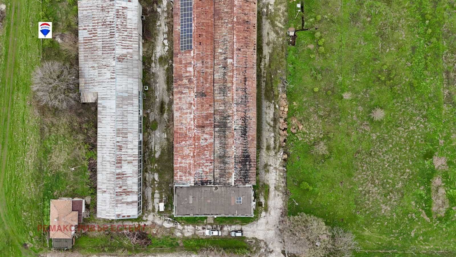 Производствено-Складова база за продажба  с. Новград