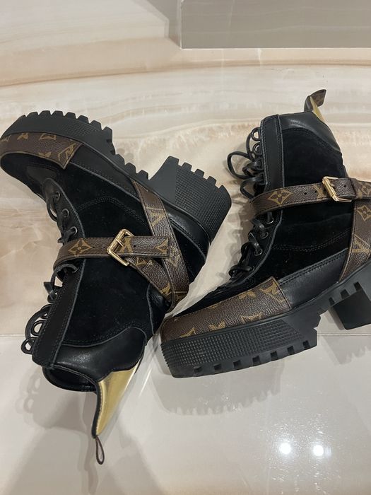 Дамски боти LVTT