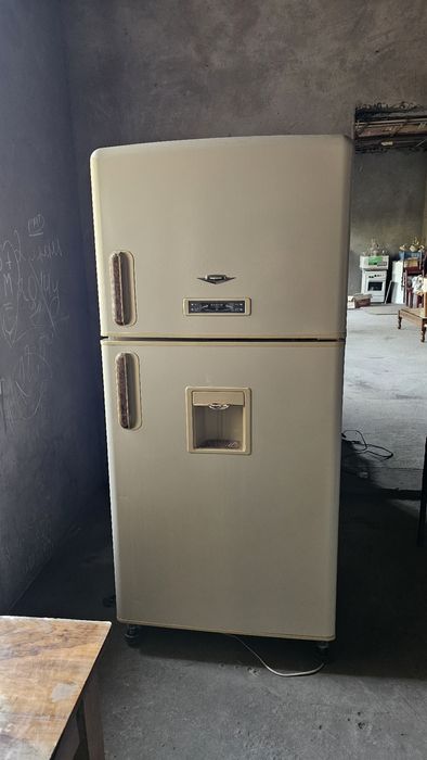 Haladelnik srochne sotiladi