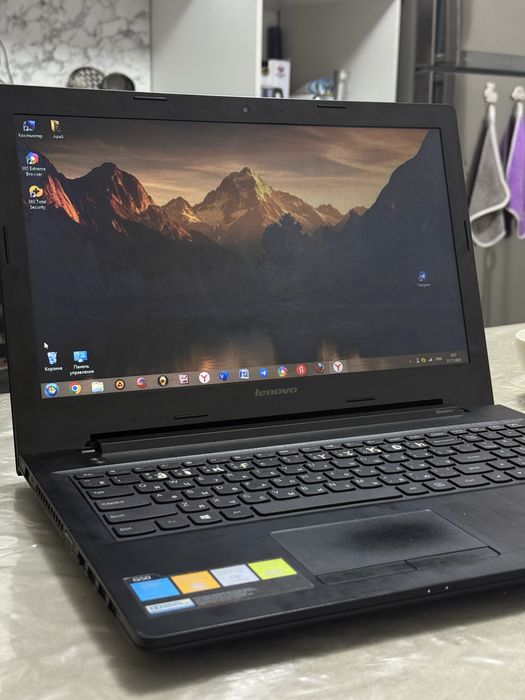 Продам ноутбук в хорошем состояний