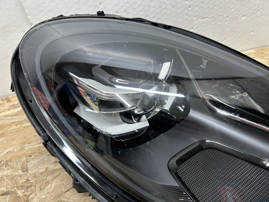 Far faruri Porsche Macan 95B facelift full led 2020-2024