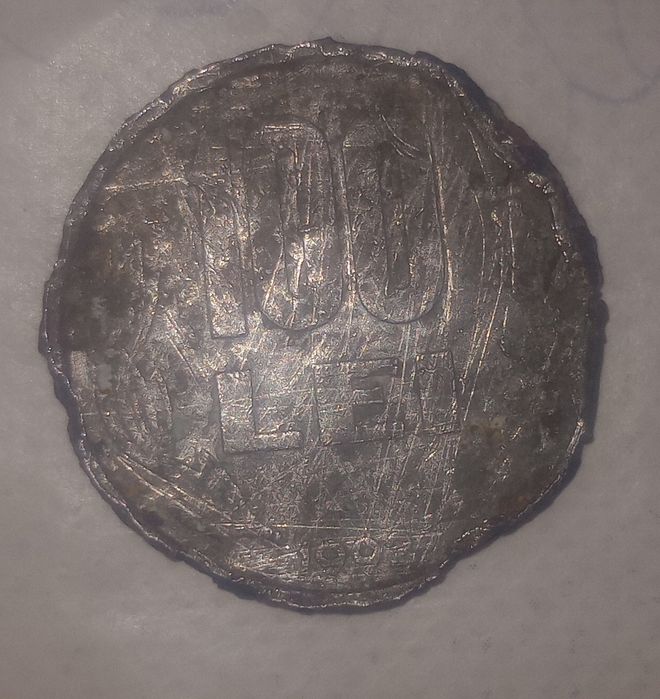 Doi Bănuți românești din anul 1982,1992