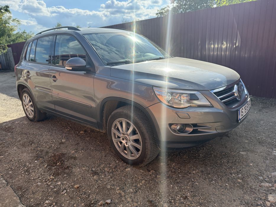 Vând Volkswagen Tiguan 2011